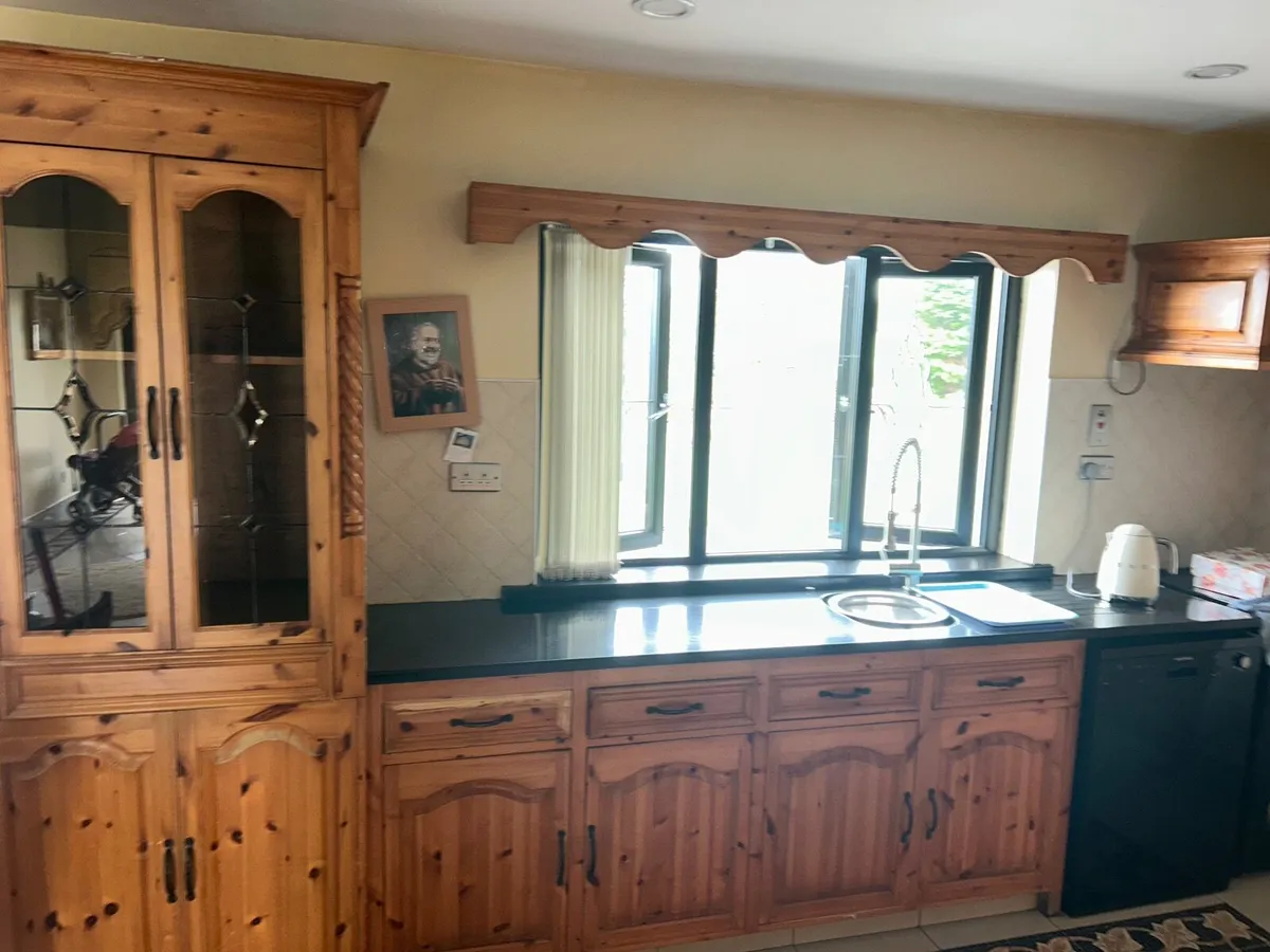 Kitchen - Image 2
