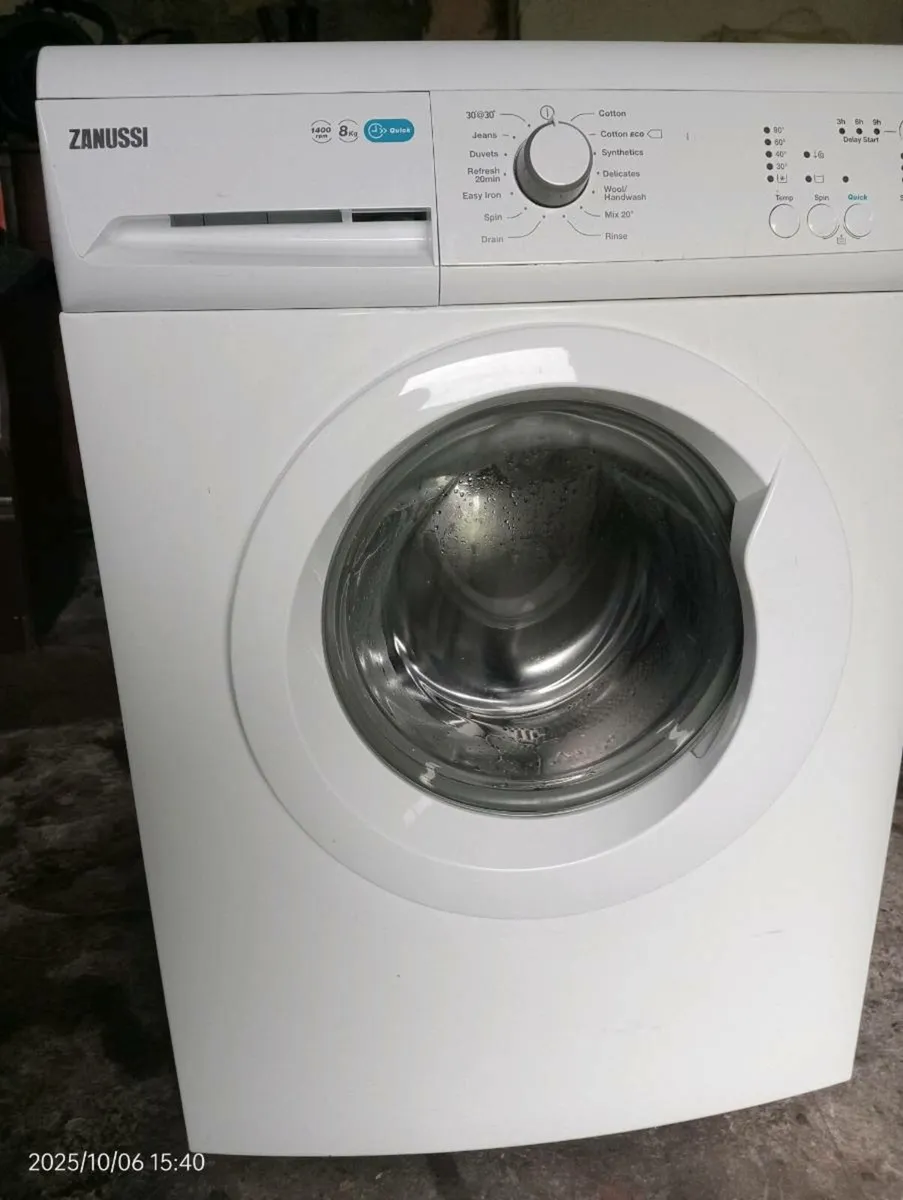 Zannusi washing machine like new - Image 1