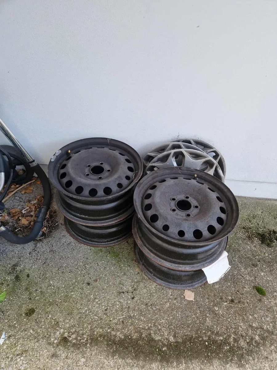 Ford Transit steel wheels 3