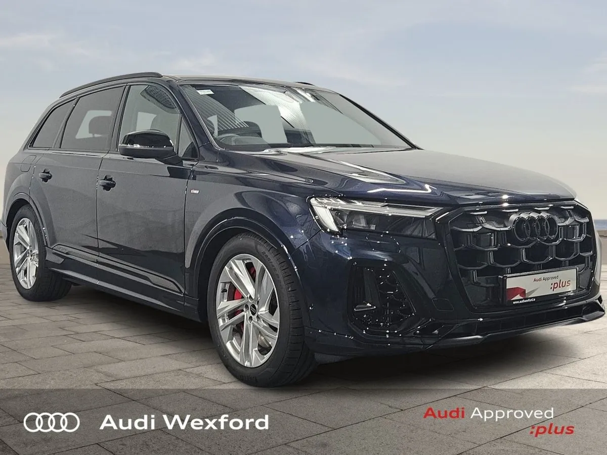 Audi Q7 Audi Q7 SUV Competition Tfsi e Quattro 36 - Image 1