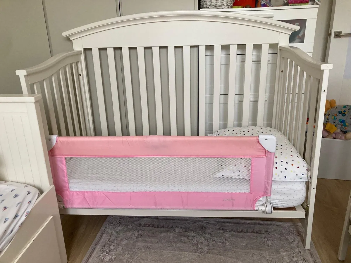 Toddler bed guard - Image 2