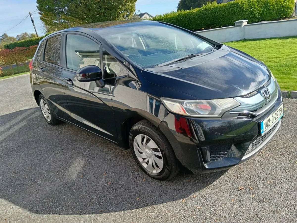 Honda Fit / Jaz 1.3 Automatic 2014 - Image 2