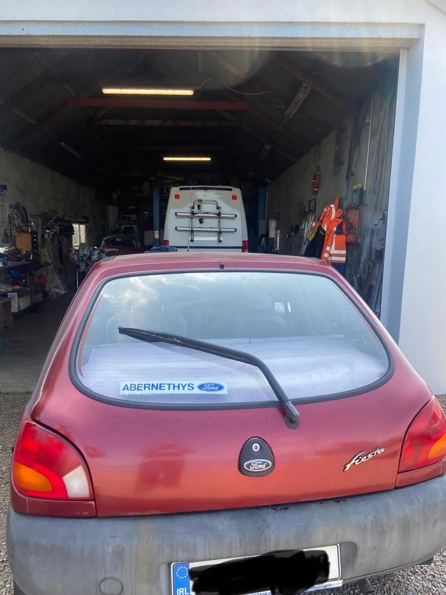 Ford Fiesta Xl - Image 4
