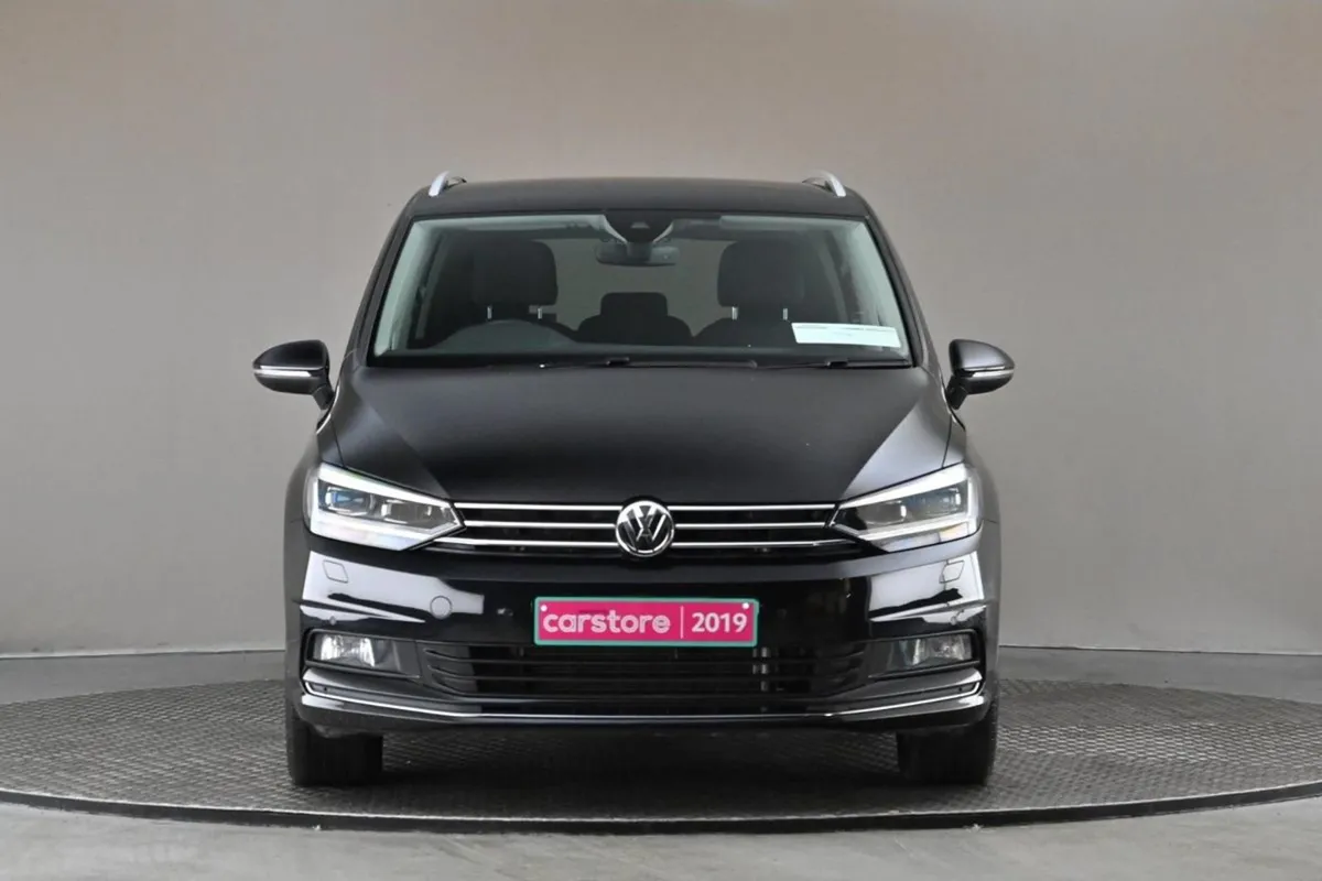Volkswagen Touran 1.4 TSI DSG Highline  car Play - Image 2
