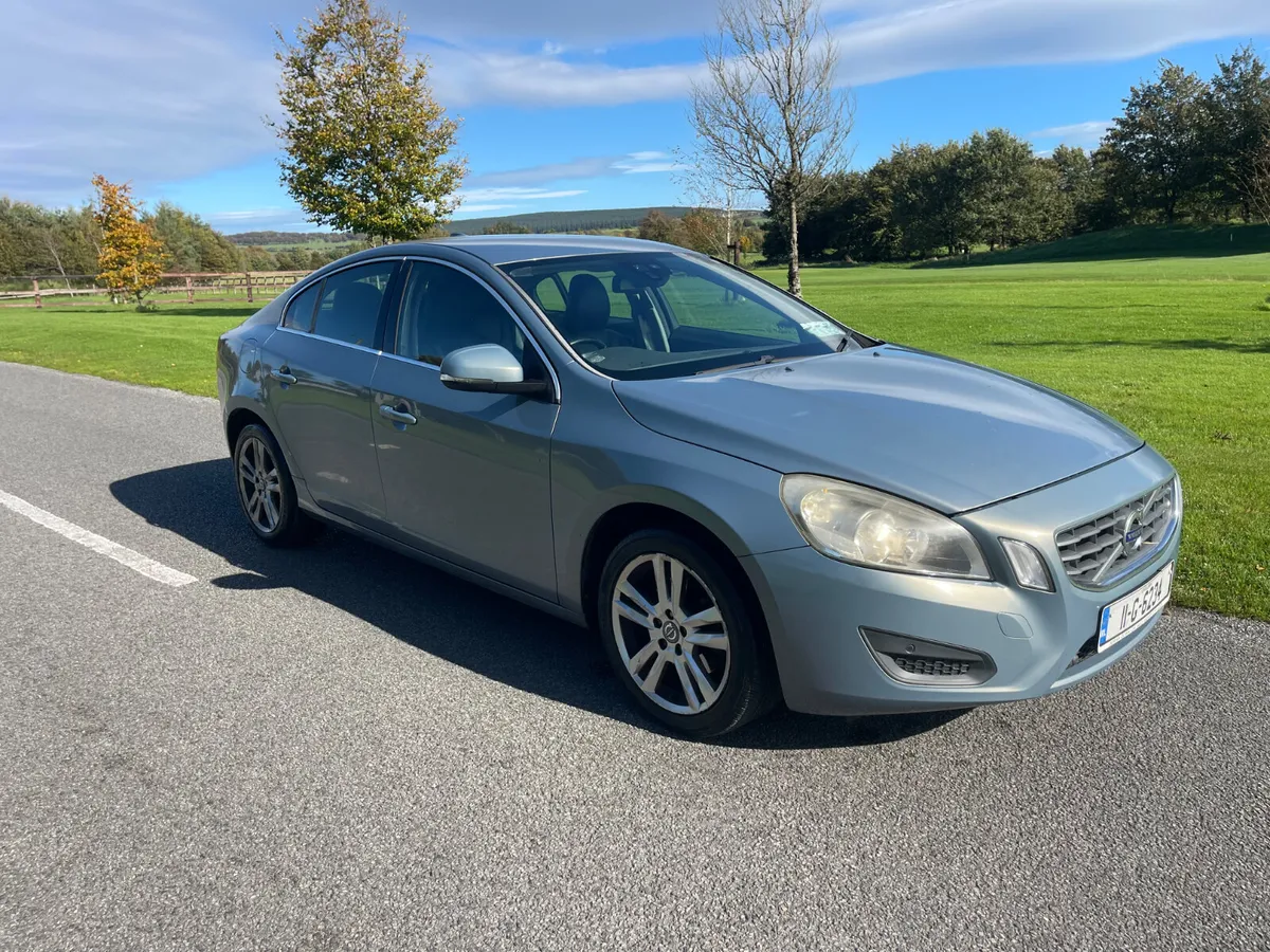 Volvo S60 2011 - Image 4