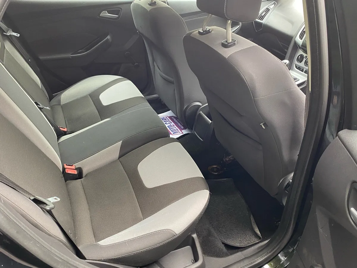 Ford Focus 1.6Tdci Zetec - Image 3