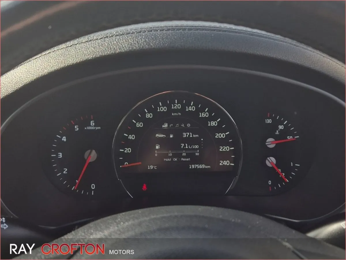 Kia Sorento Platinum 2WD - Image 4