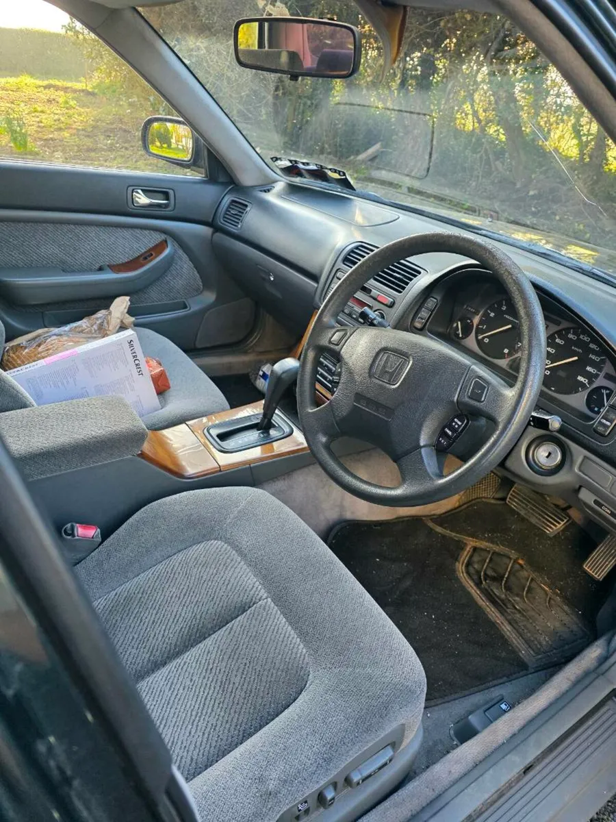 Honda Legend - Image 4