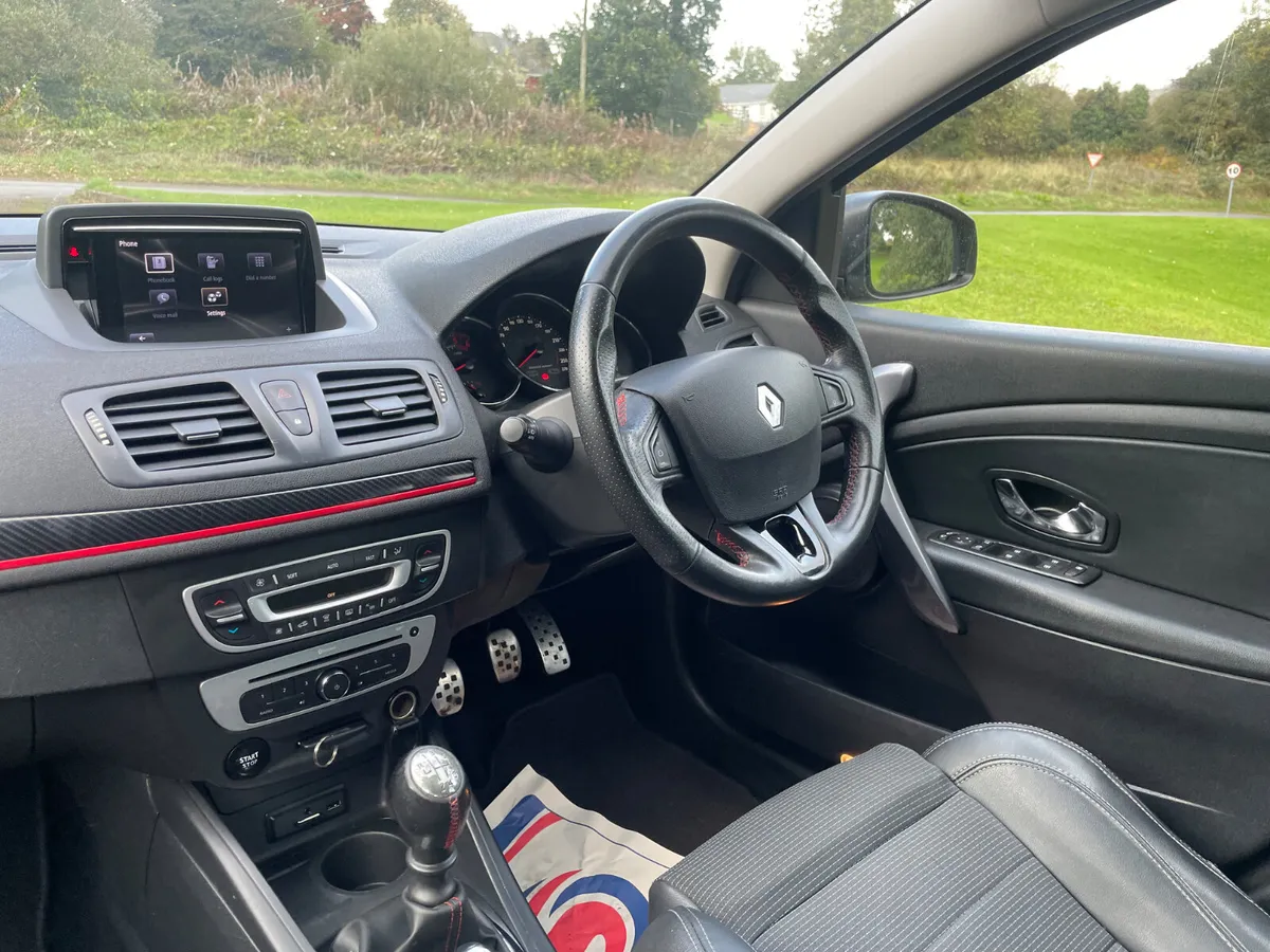 Renault Megane 2016 , GT , estate - Image 3