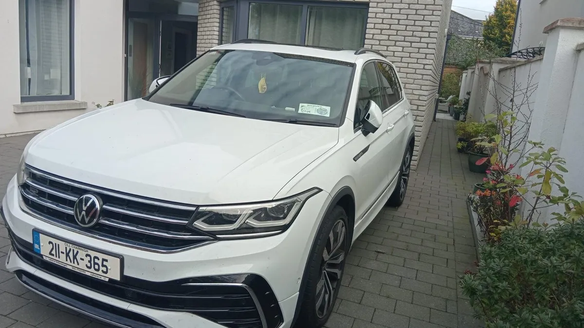 Volkswagen Tiguan 2021 1.5L R-Line Model - Image 3