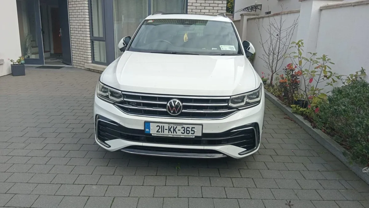 Volkswagen Tiguan 2021 1.5L R-Line Model - Image 4