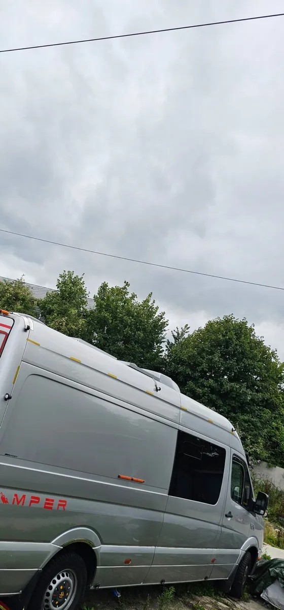Volkswagen crafter 2lt diesel campervan - Image 4