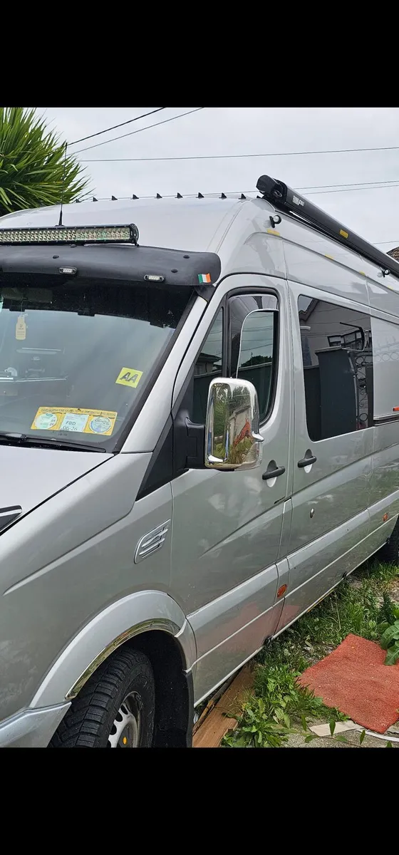Volkswagen crafter 2lt diesel campervan - Image 1
