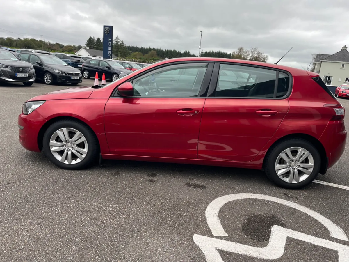 Peugeot 308 2018 - Image 3
