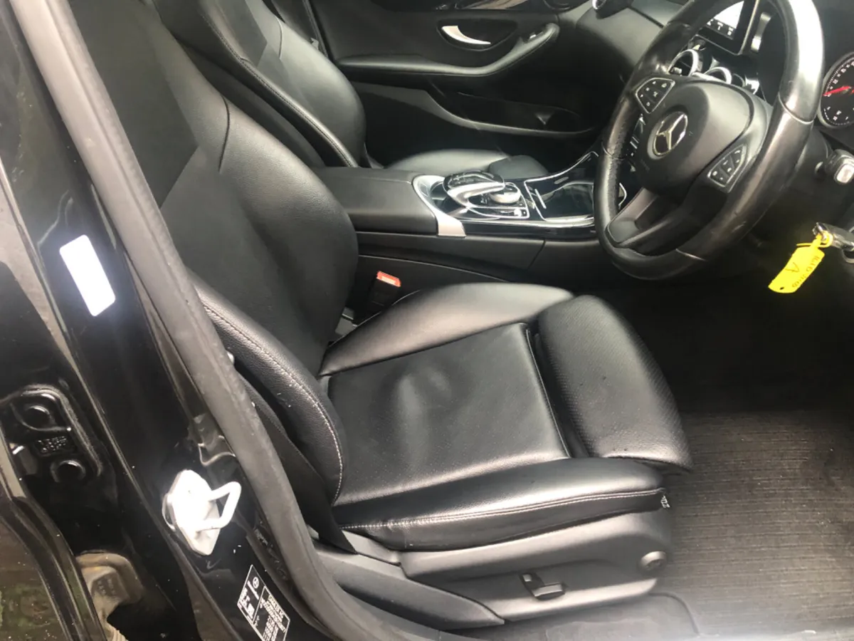 2016 MERCEDES C220 AUTO only 103000kms - Image 2