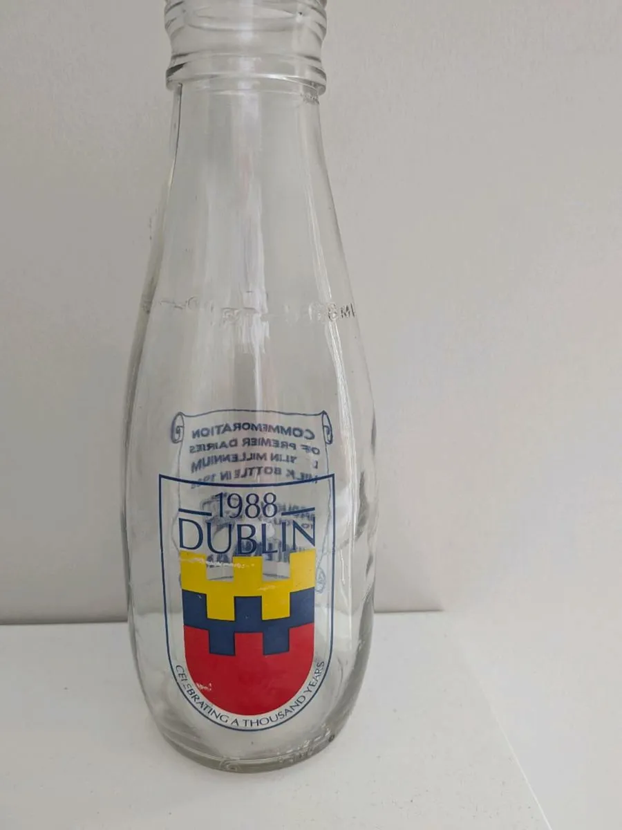 1988 Dublin milk bottle - Image 1