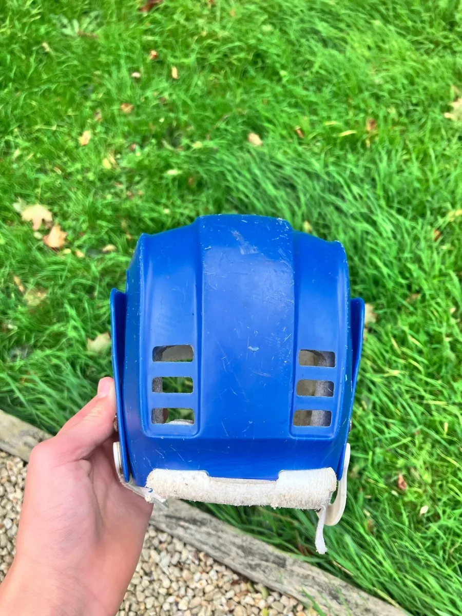 Blue Oldstyle Cooper helmet - Image 4