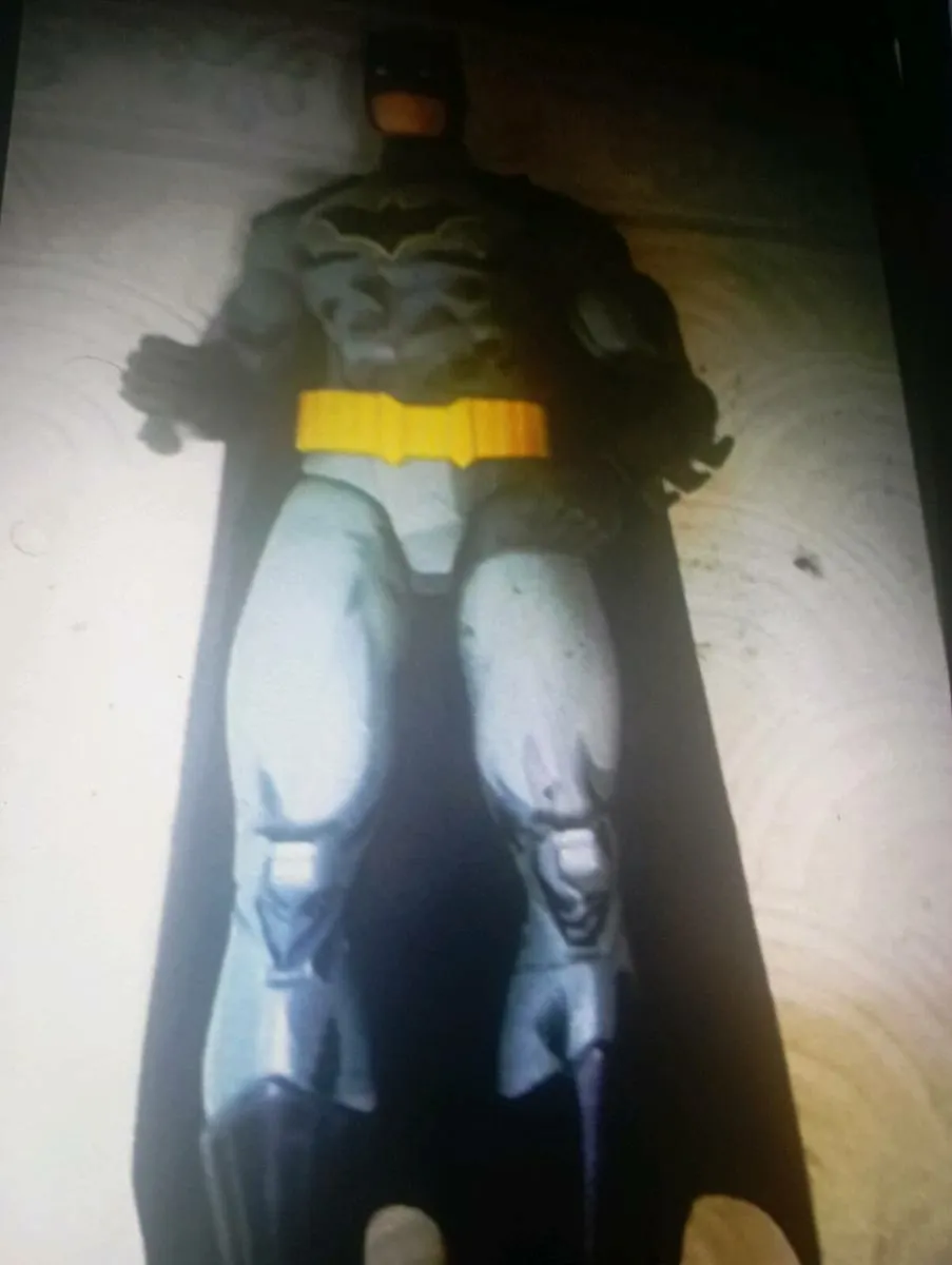 DC COMICS ACTION FREESTANDING 30" BATMAN FIGURE - Image 2