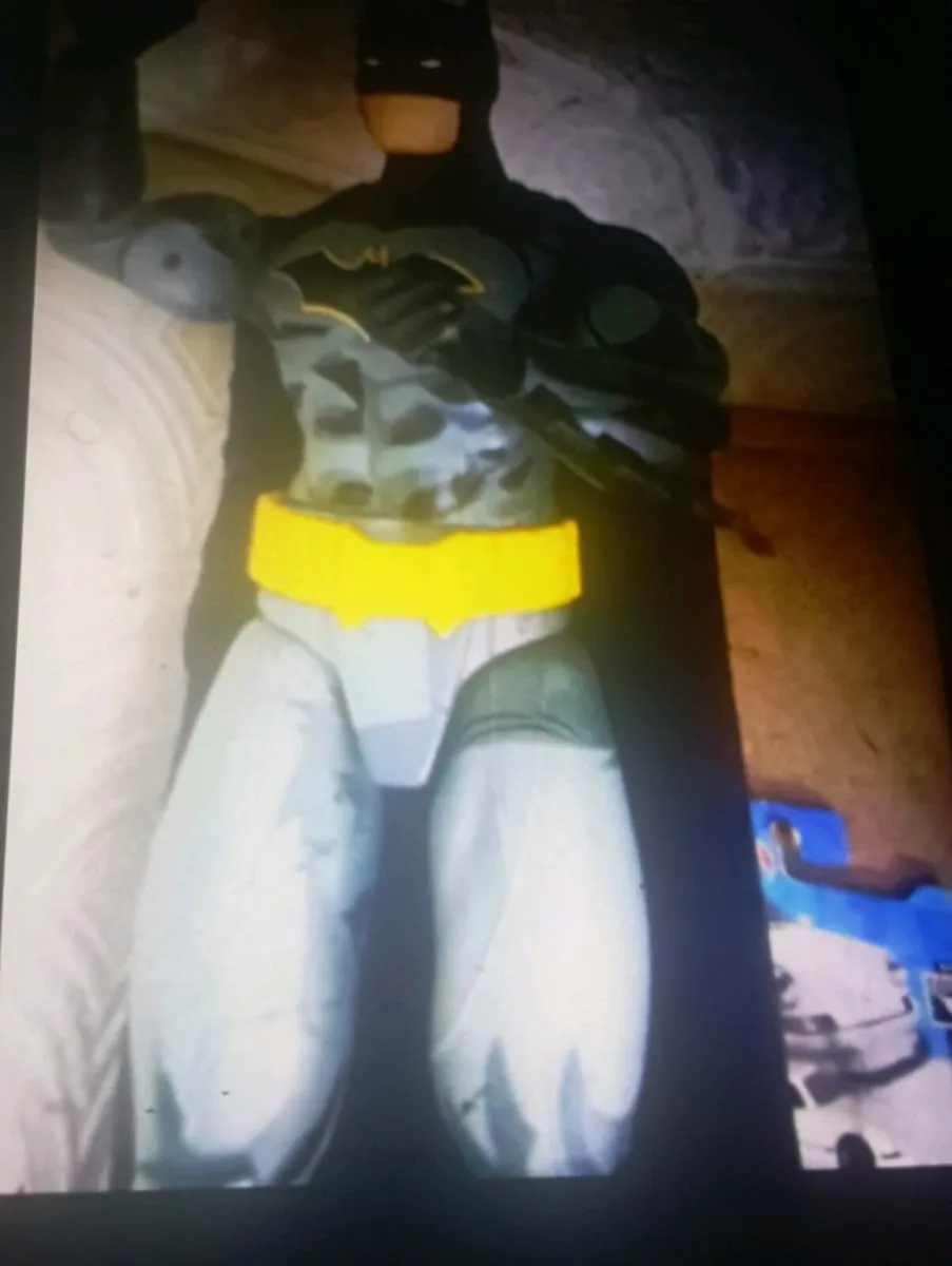 DC COMICS ACTION FREESTANDING 30" BATMAN FIGURE - Image 3