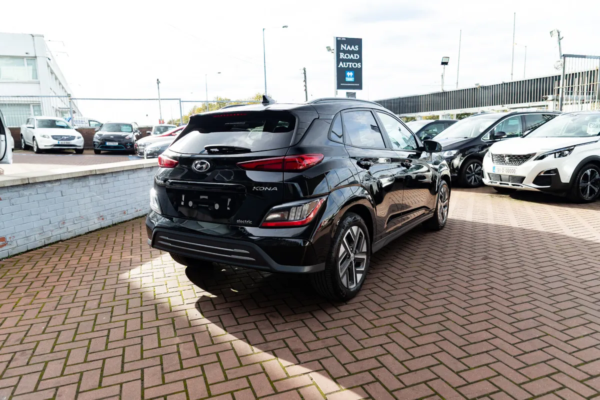 HYUNDAI KONA ELECTRIC 150KW 64HKH 5DR HATCHBACK // - Image 3