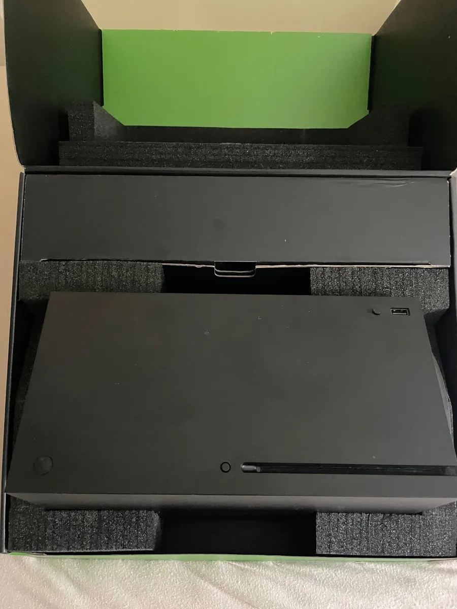 Xbox series X - Image 1