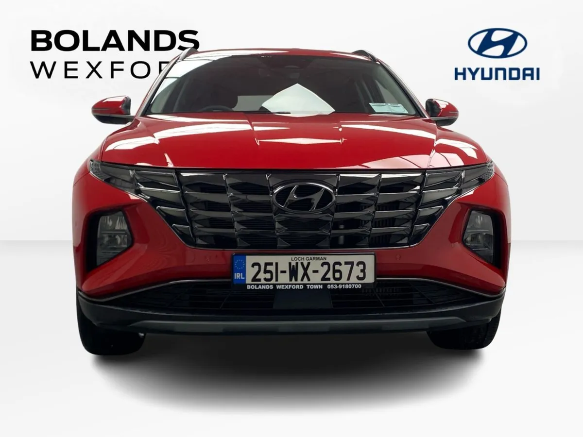 Hyundai Tucson 2WD Executive Plus - Image 3