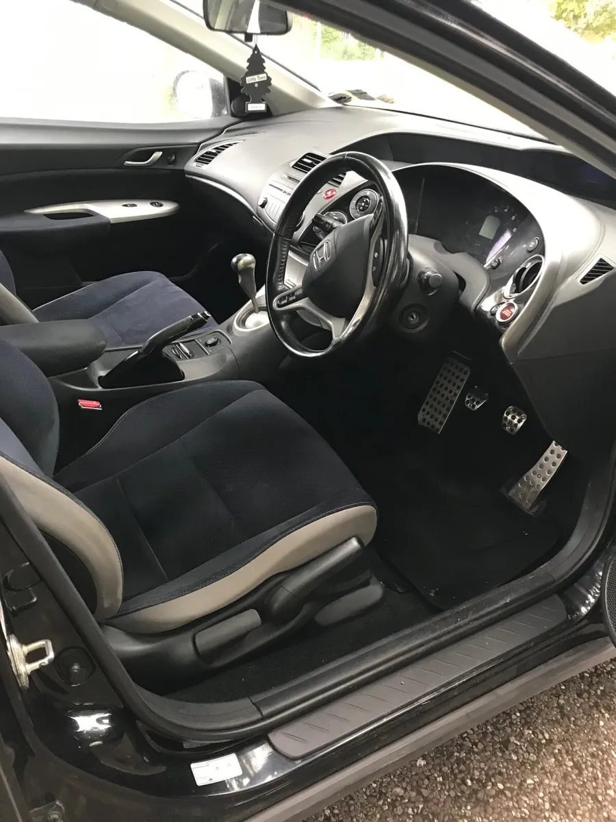 Honda Civic 1.8 2007 - Image 4