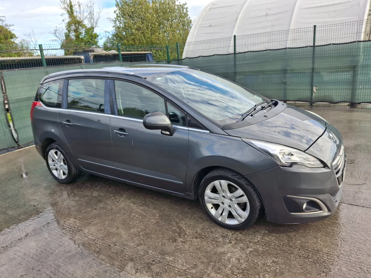 2014 Peugeot 5008  7 seater  Automatic - Image 1