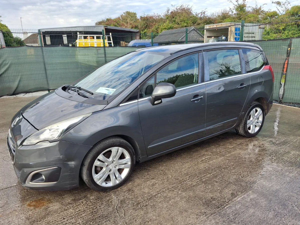 2014 Peugeot 5008  7 seater  Automatic - Image 2