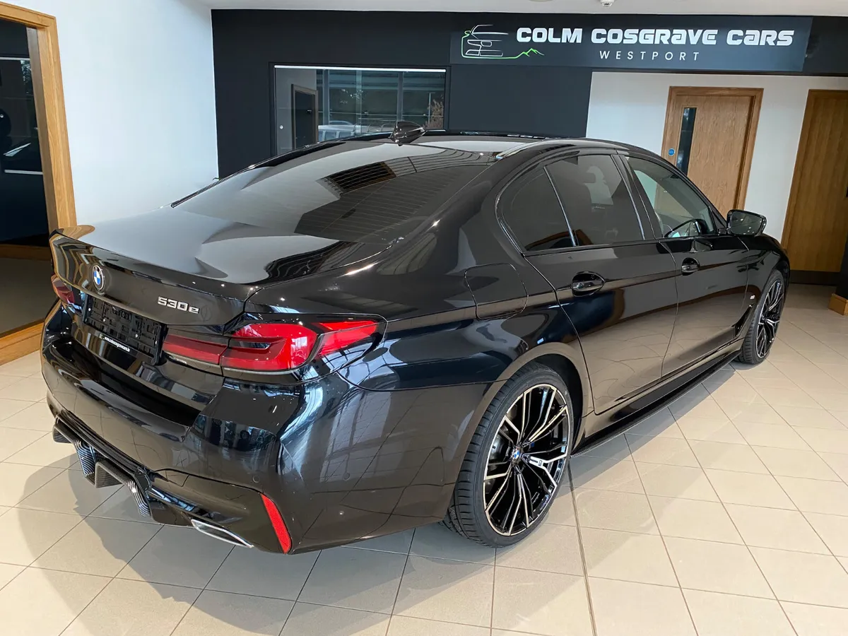 BMW 5-Series 2021 530e M Sport DEPOSIT TAKEN - Image 4