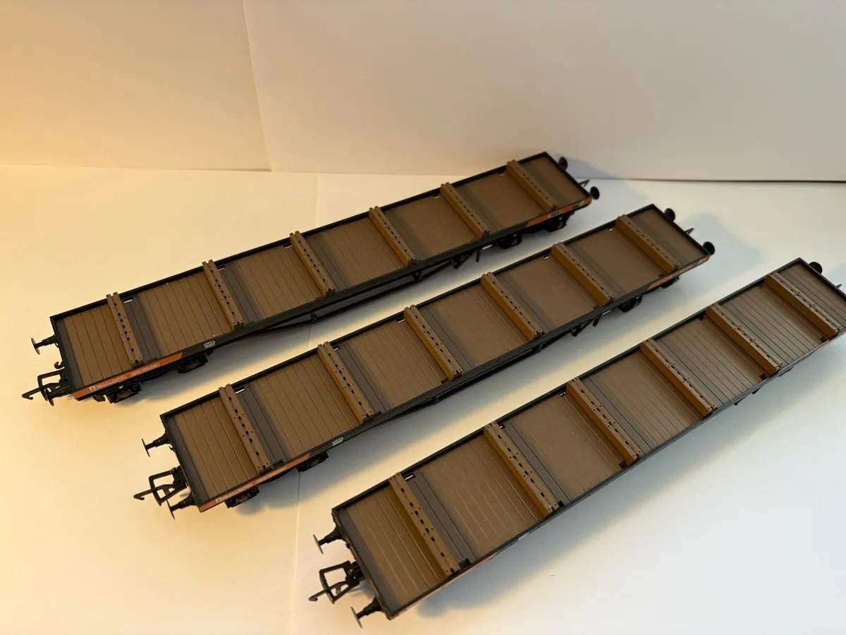 Model Railway Bachmann BDA Bolster Wagons - Image 3