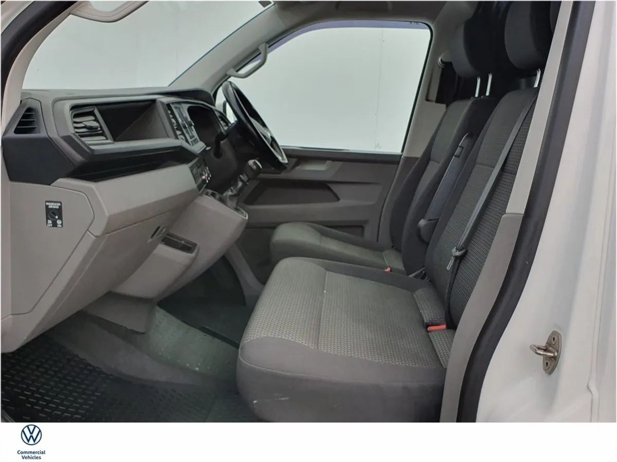 Volkswagen Transporter Transporter T6 30 PVL T TD - Image 4