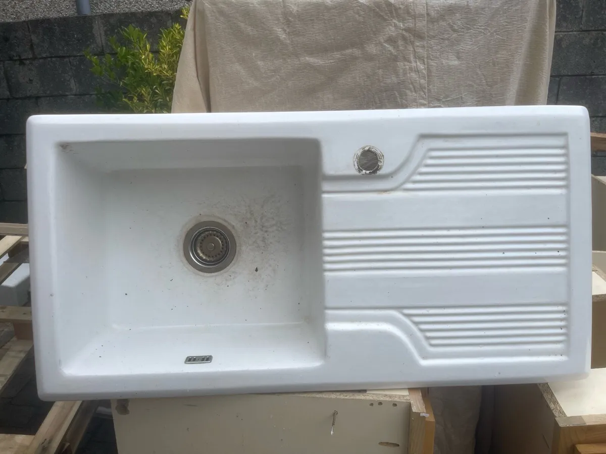 Kitchen sink