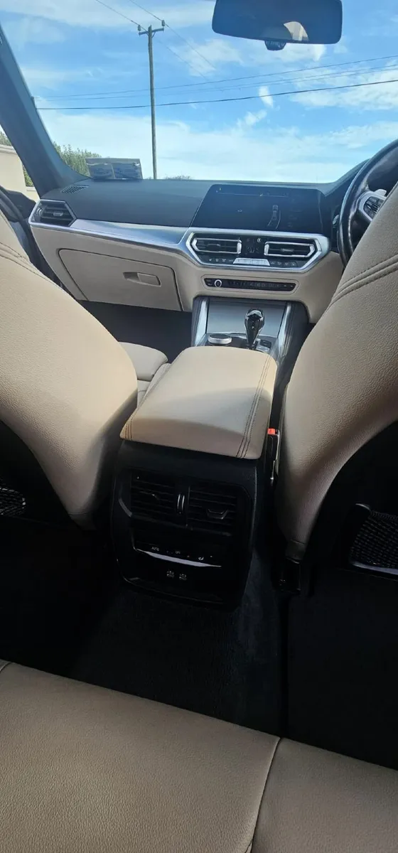 BMW 4-Series 2023 - Image 3