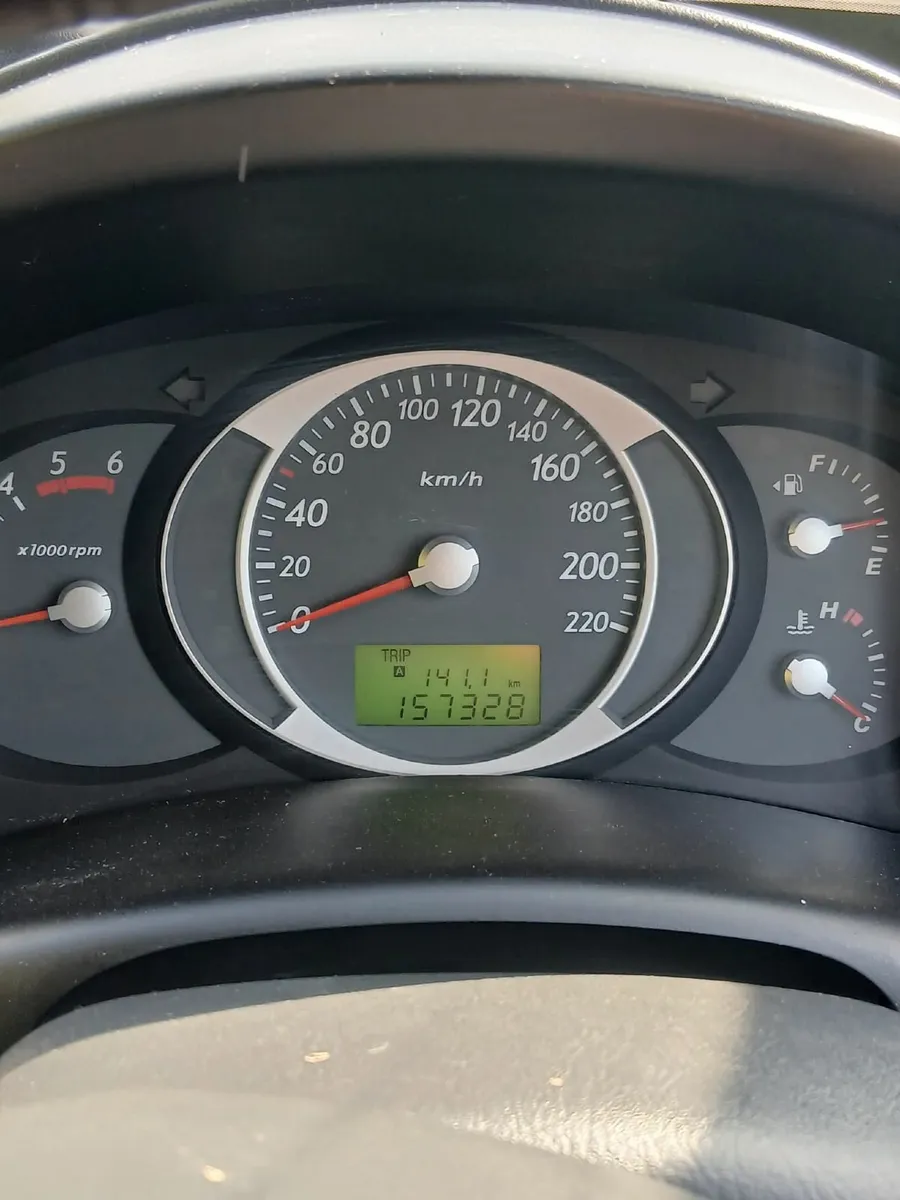 Hyundai Tucson 2008 - Image 2
