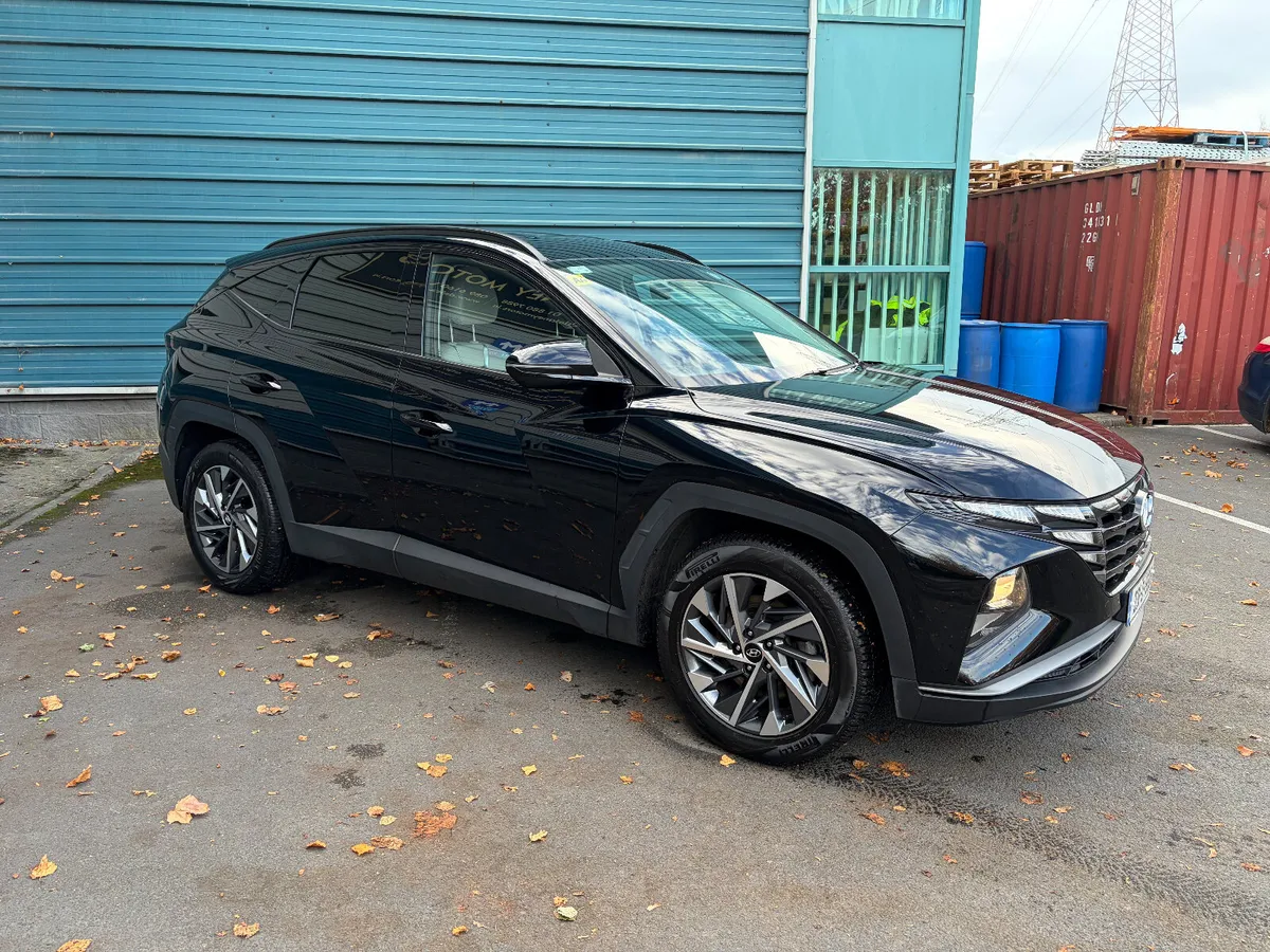 231 Hyundai Tucson N1 2 Seat Commercial Van - Image 3