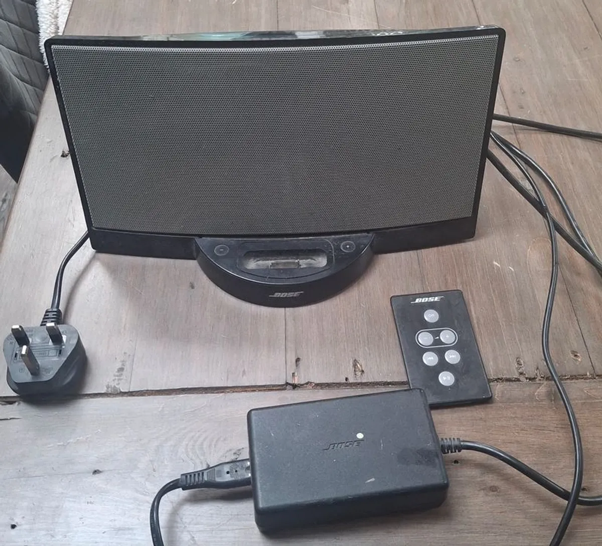 Bose Docking Station - Image 1