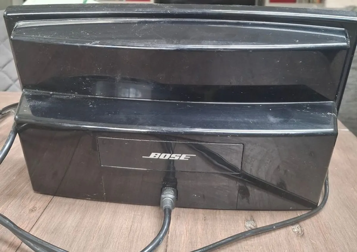Bose Docking Station - Image 2