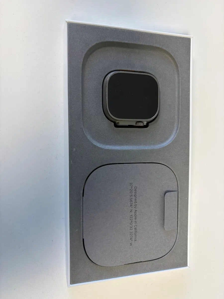 Apple Watch Ultra Gen 1 - Image 2