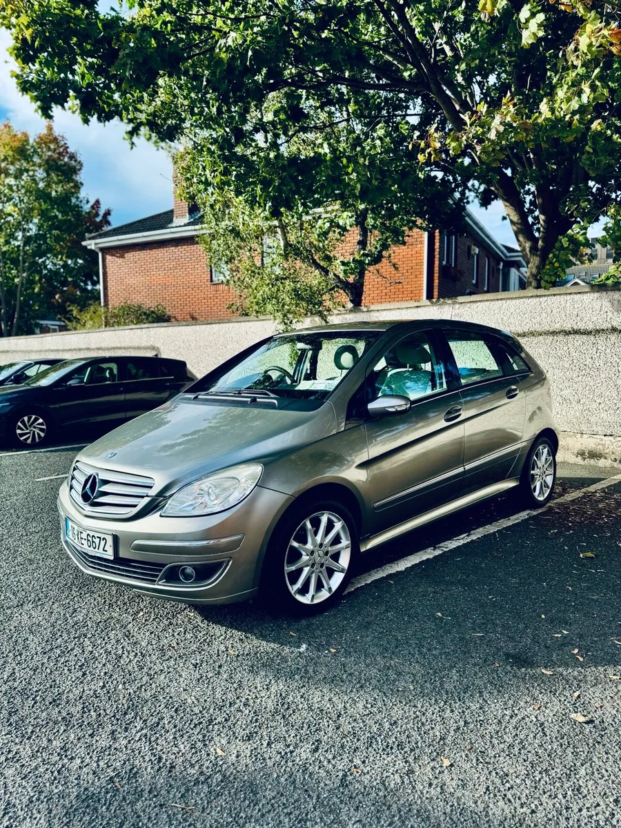 Perfect 1st Car! 2006 Mercedes-Benz B-Class - Image 1