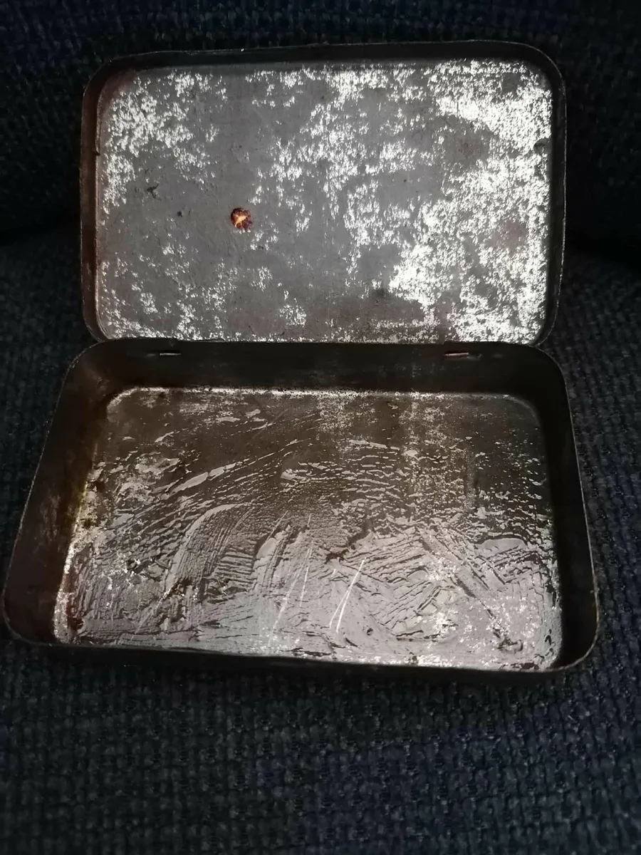Vintage Meggeson Glycerine & Blackcurrant Pastille - Image 3