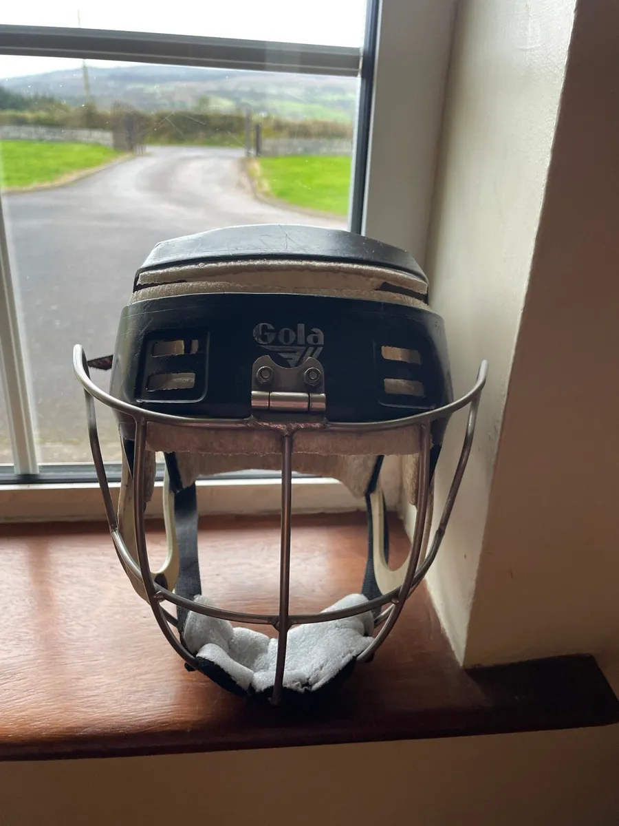 Gola hurling helmet - Image 1