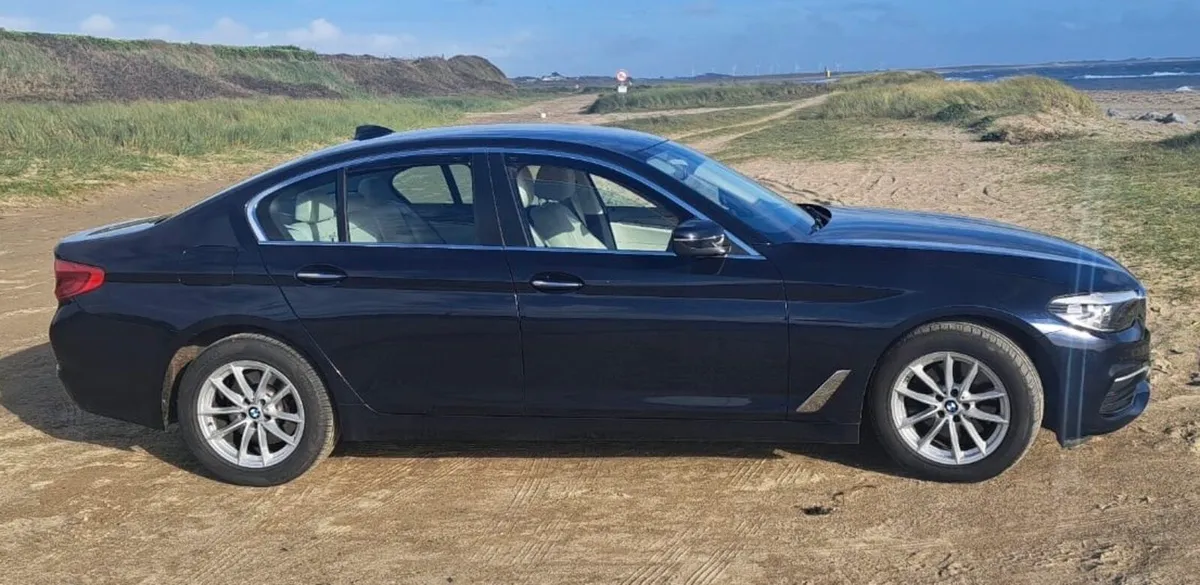 BMW 520D SE Auto - Image 1