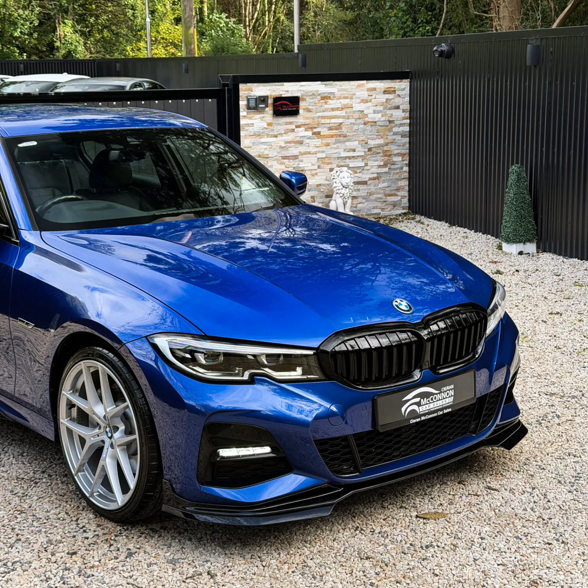 2022 (221)  BMW 330e M-SPORT  290BHP **LOW MILES** - Image 2