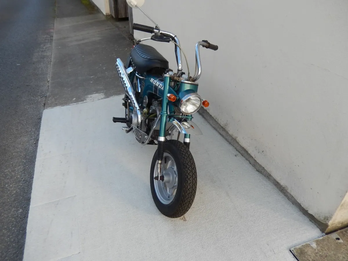 Honda Dax 1976 - Image 3