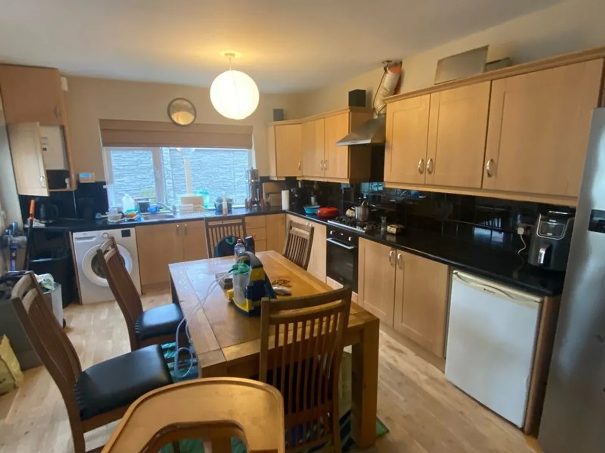 Kitchen - Image 3