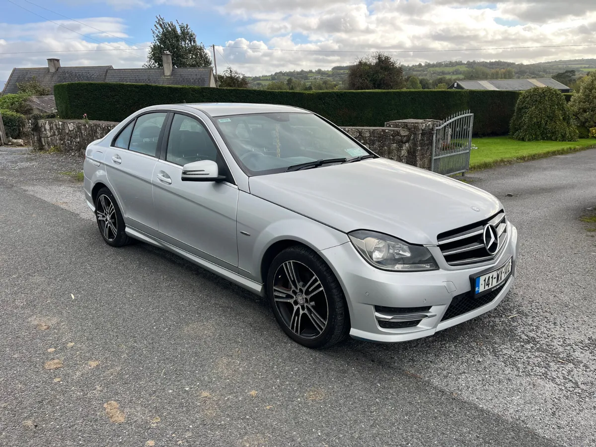 2014 Mercedes c200 edition - Image 3
