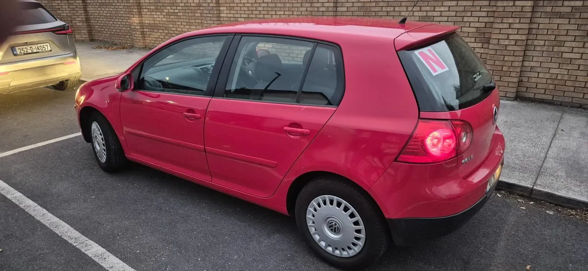 Volkswagen Golf 2007 - Image 2