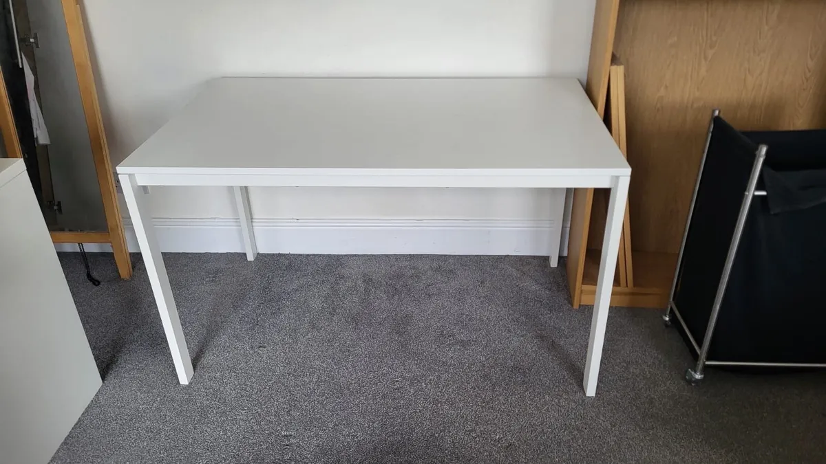 Desk/table - VIHALS IKEA - Image 4