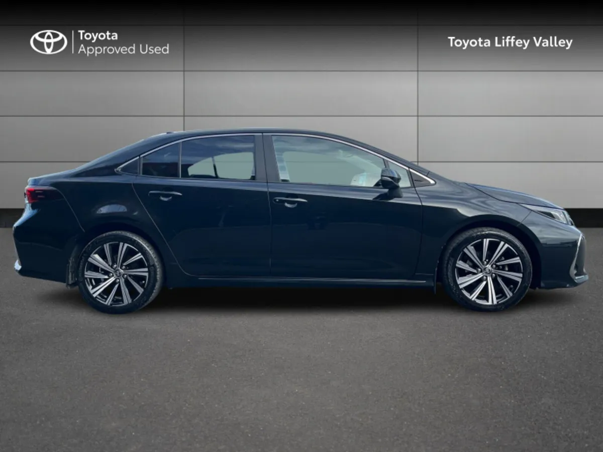 Toyota Corolla COROLLA HYBRID LUNA SPORT - Image 3